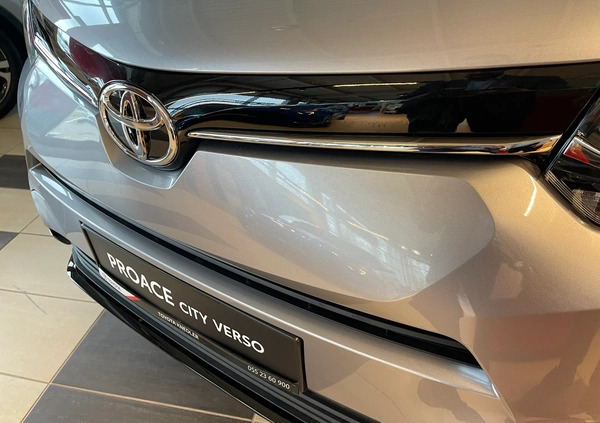 Toyota Proace City Verso cena 137747 przebieg: 7, rok produkcji 2024 z Wyśmierzyce małe 191